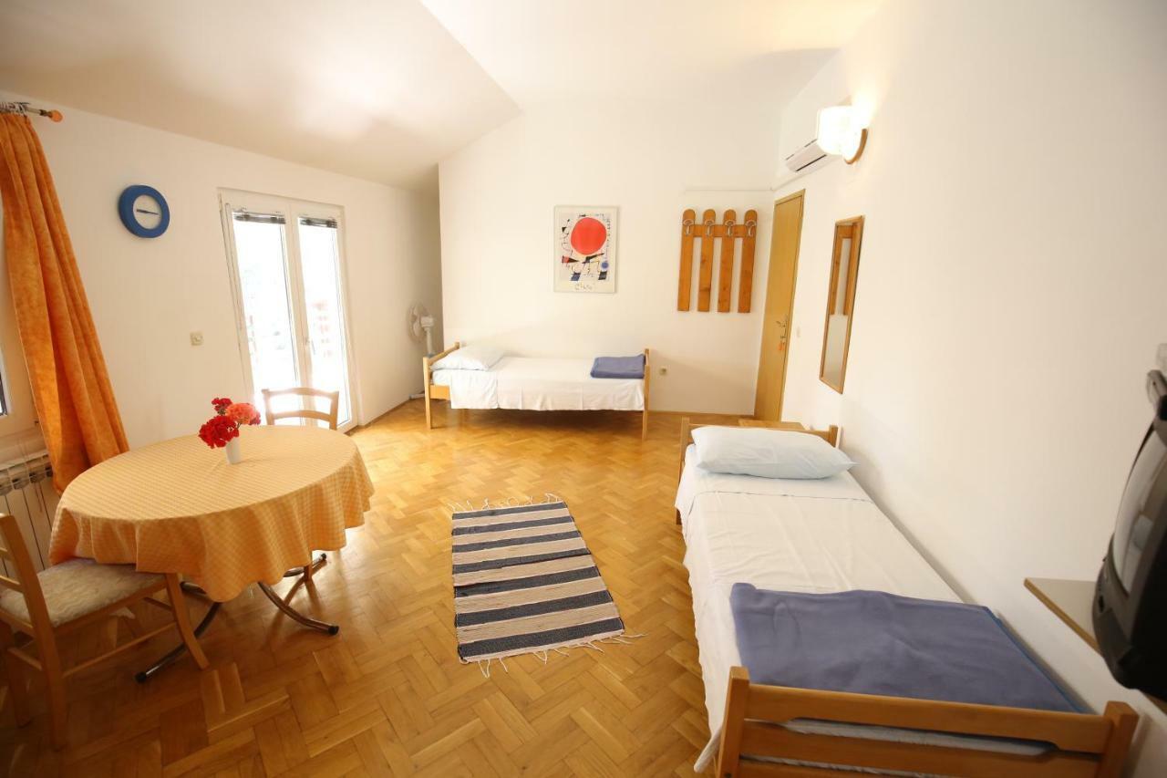 Apartments Paleka Петрчане Экстерьер фото